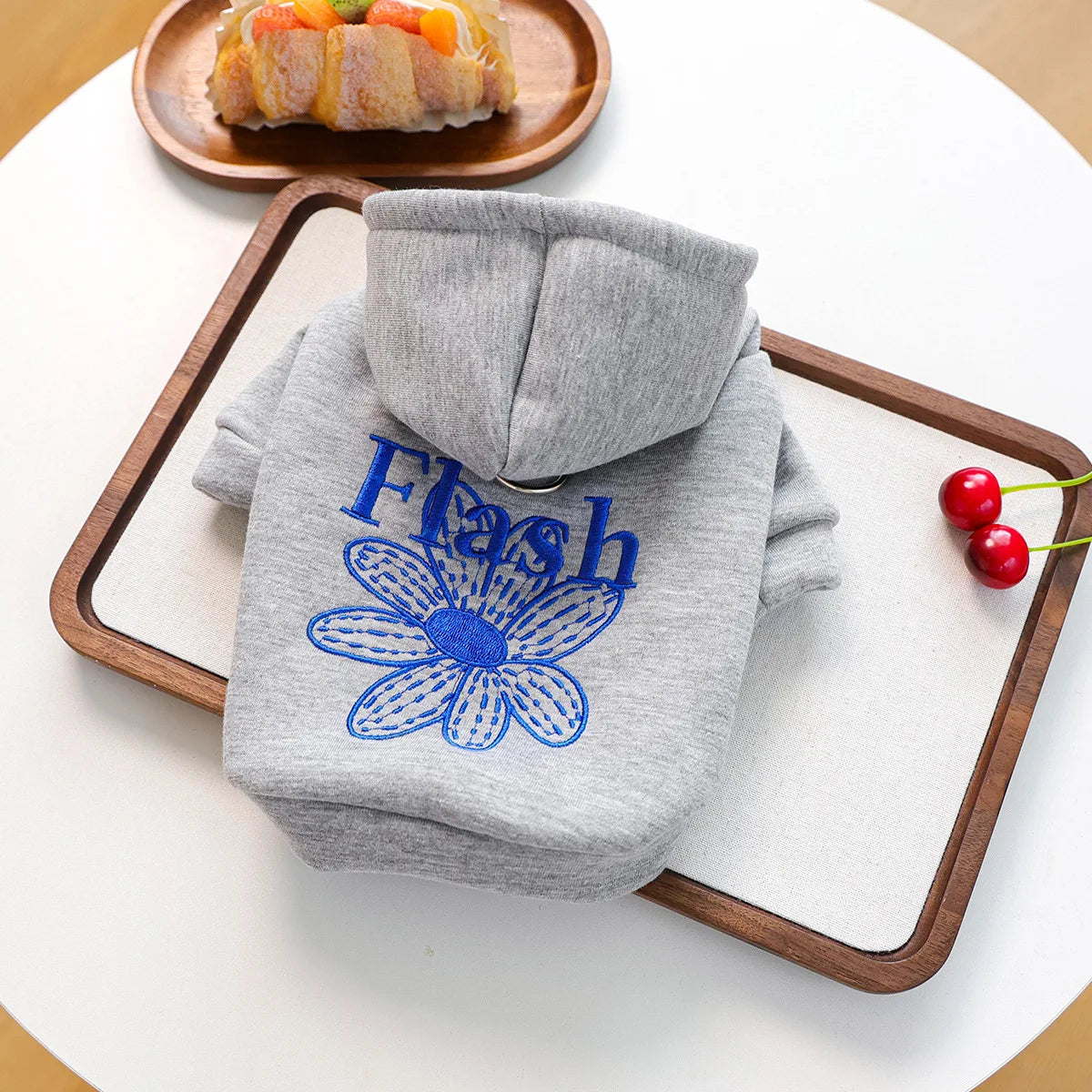 New Arrival Pet Clothing Fall Winter Dog Clothes Small Breed Puppies Embroidered Daisy Print Hoodie Wholesale