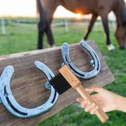 Wooden Handle Horses Hoof Pick Grooming Brush Farming Tools Hoof Cleaning Brush Trimming Stainless Steel Horses Grooming Pick