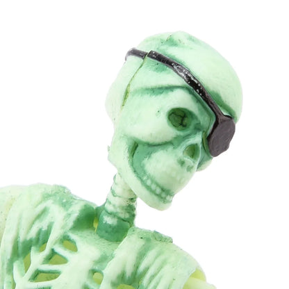 Air-Driven Aquarium Pirate Captain Decoration Undersea Design Landscape Style Skeleton Ornament Pirate Theme Aquatic Ornament