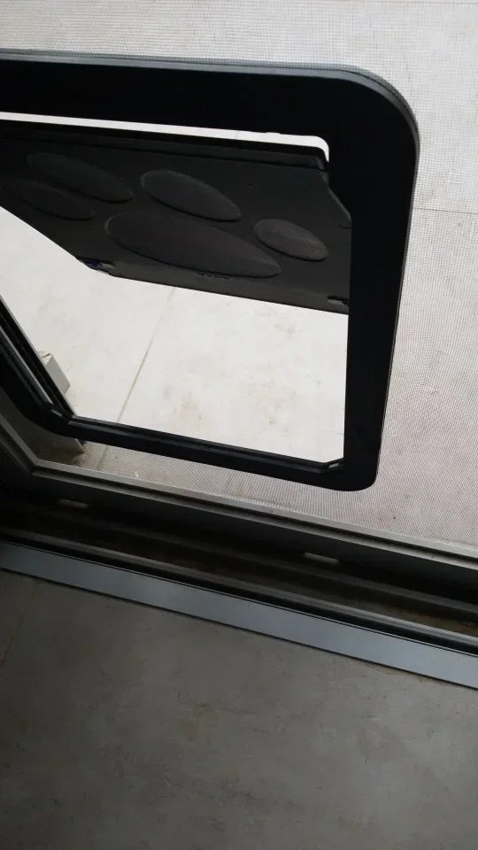 Pet Door Outdoor Dogs Cats Window Gate House Enter Freely Fashion Pretty Garden New Safe Lockable Screen Easy Install  Dog Gate