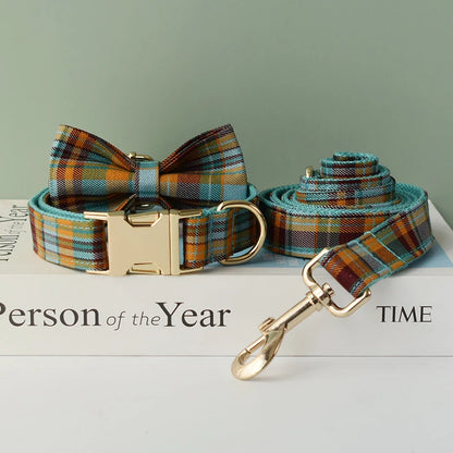 Luxury Dog Leash and Collar ，retractable walking collar for small and big pet .