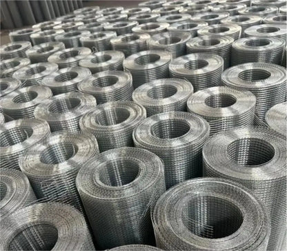 Hot Dip Galvanized Breeding Welding Wire Mesh Chicken Rabbit Squirrel Cage Mesh Balcony Garden Safety Net Anti Mouse Snake Fence